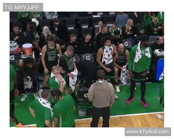 凯尔特人对火箭精彩回放分析及比赛亮点总结