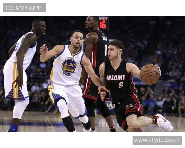 勇士对阵老鹰精彩直播尽在新浪体育全程跟踪报道